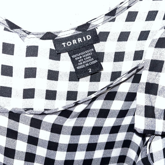 Torrid Plus Size Gingham Sleeveless Tank Top Black White Adjustable Straps - Picture 3 of 3